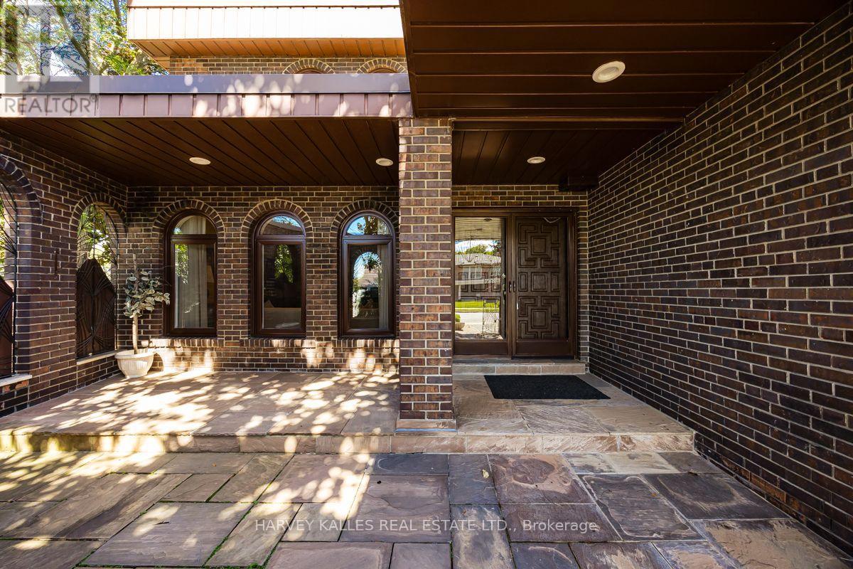 30 COREYDALE COURT - 4