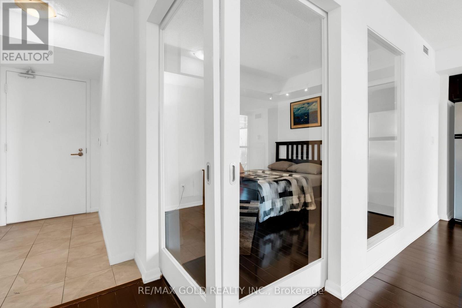 #1357 209 FORT YORK BOULEVARD - 20