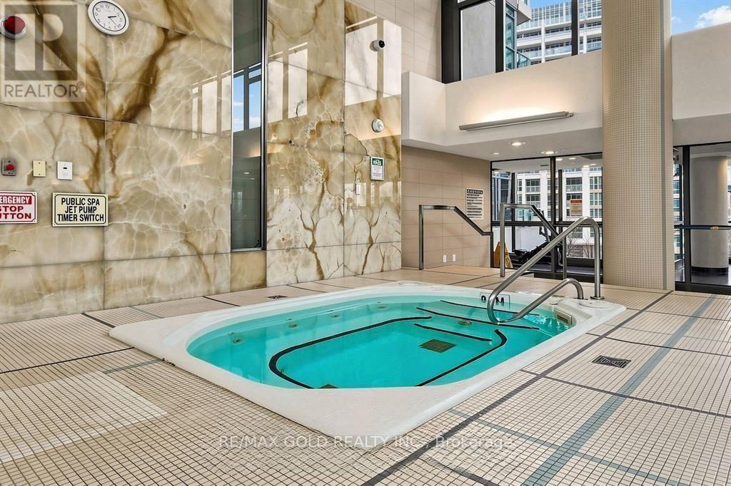 #1357 209 FORT YORK BOULEVARD - Image 33