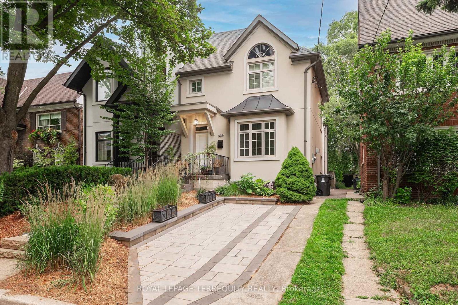 Photo of 329 Walmer Road