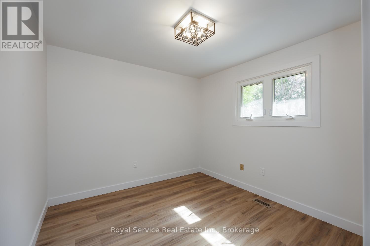 567 DAINTRY CRESCENT - Image 23