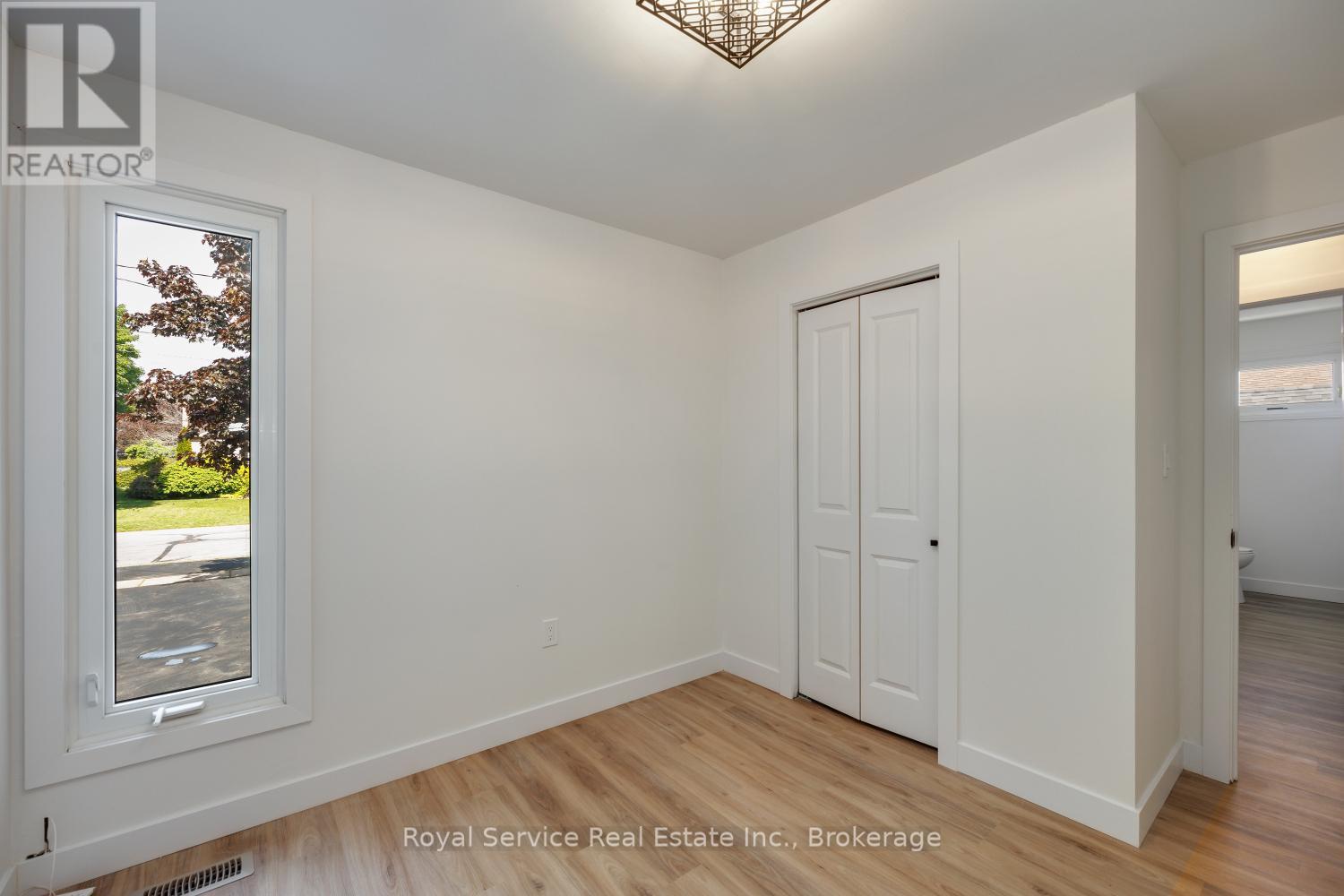 567 DAINTRY CRESCENT - Image 28