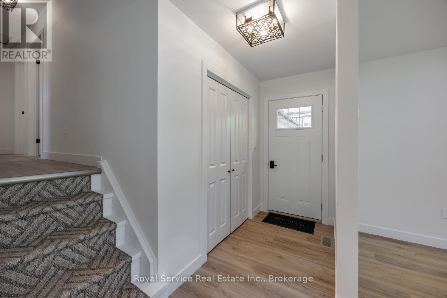 567 DAINTRY CRESCENT - Image 4