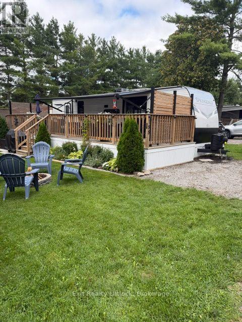 (188 MAPLEVIEW) - 2560 WESTVIEW ROAD - 1