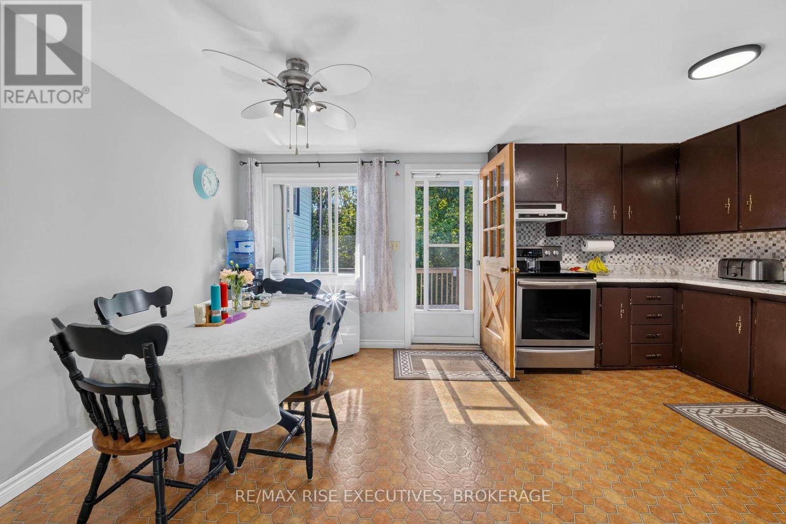 6900 PERTH ROAD - Image 11