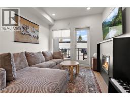 203 2348 Beacon Ave, Sidney, BC V8L1X3 Photo 12