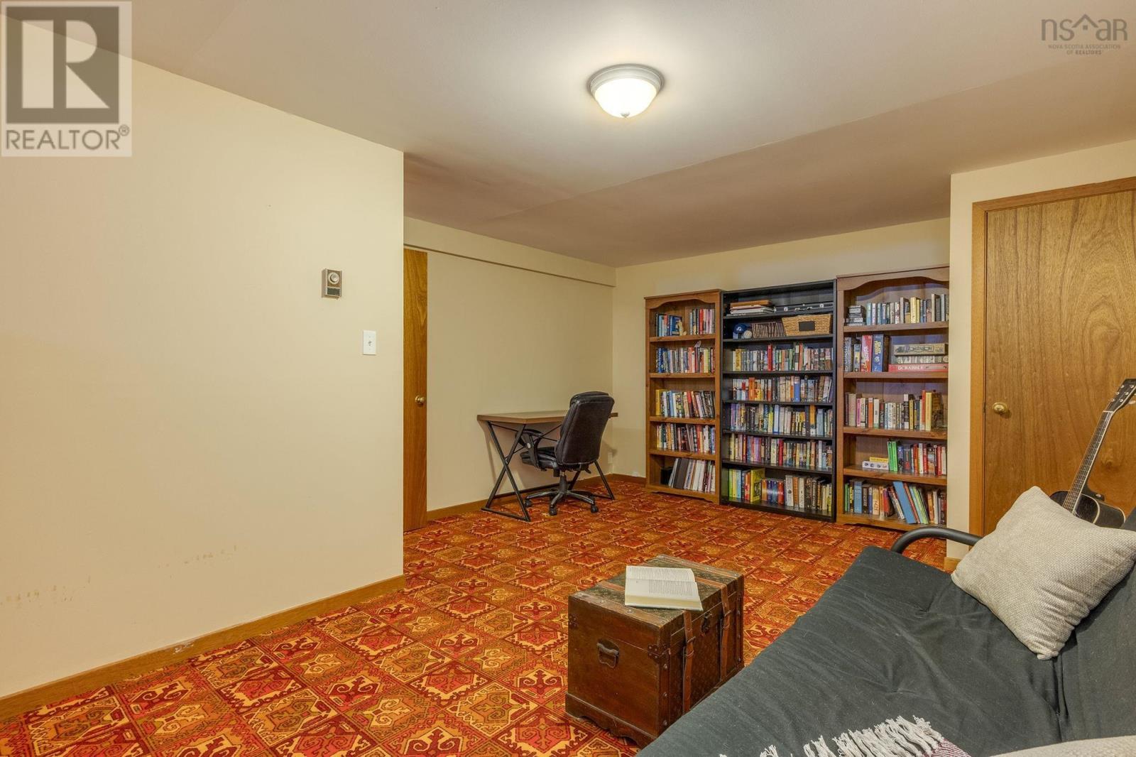 62 Cook Avenue - Image 34