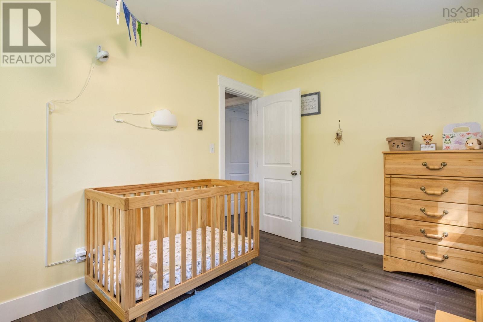62 Cook Avenue - 24