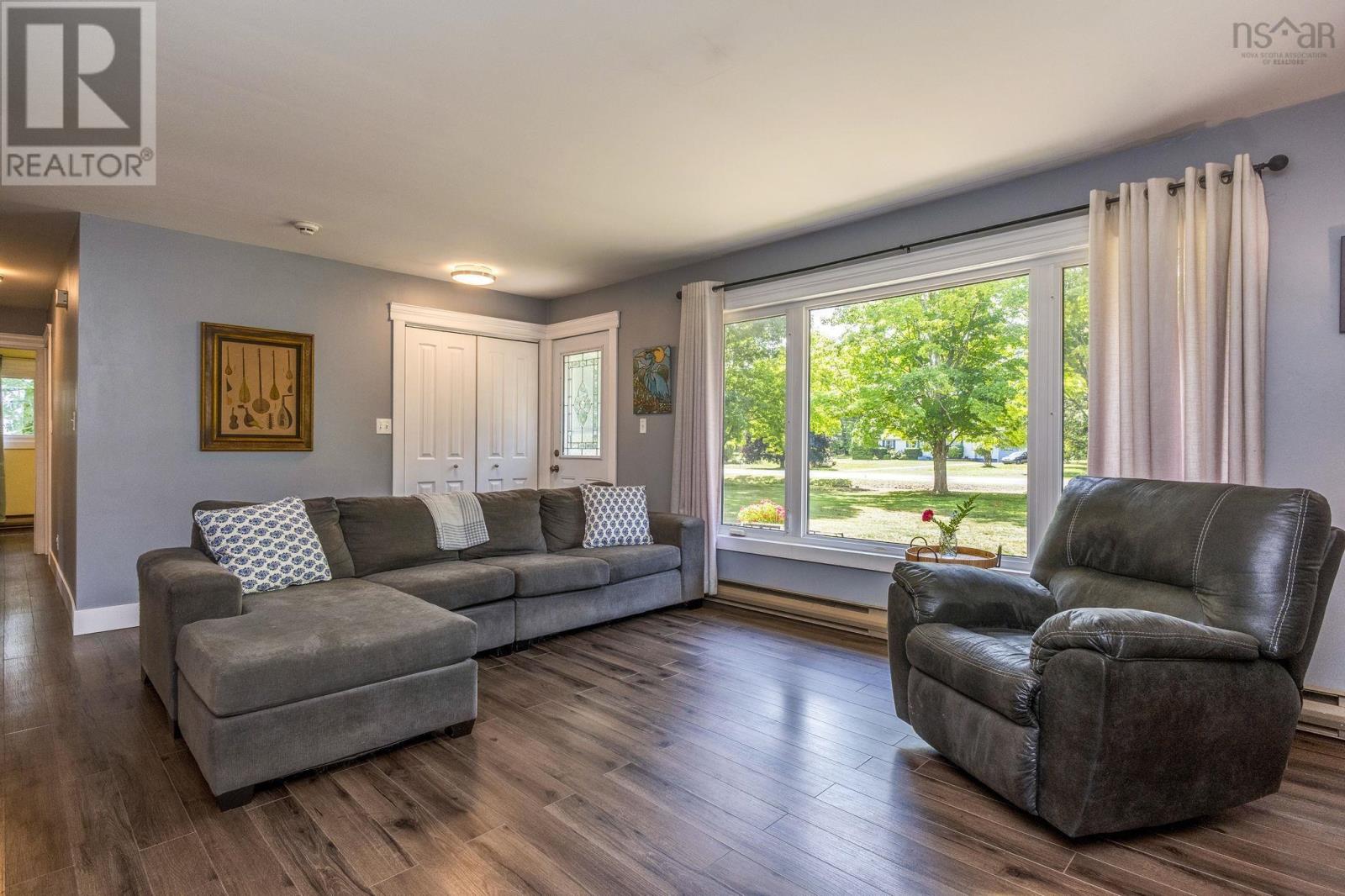 62 Cook Avenue - 8