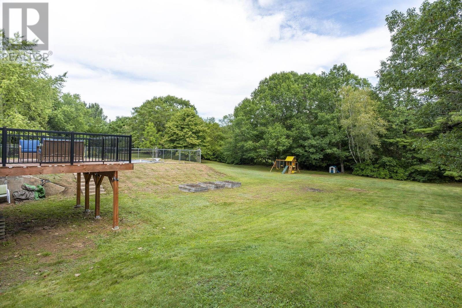 62 Cook Avenue - Image 48