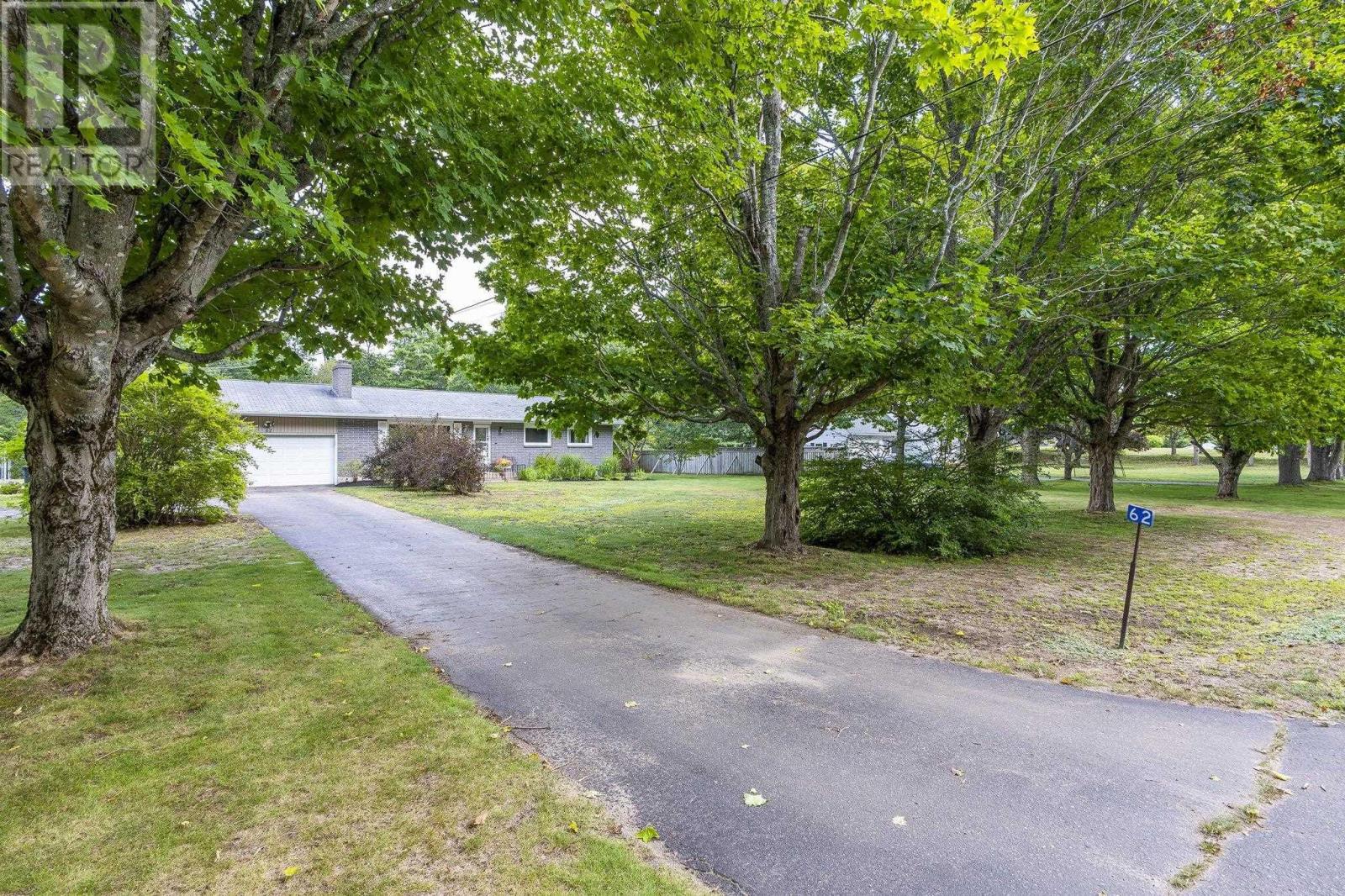 62 Cook Avenue - Image 45