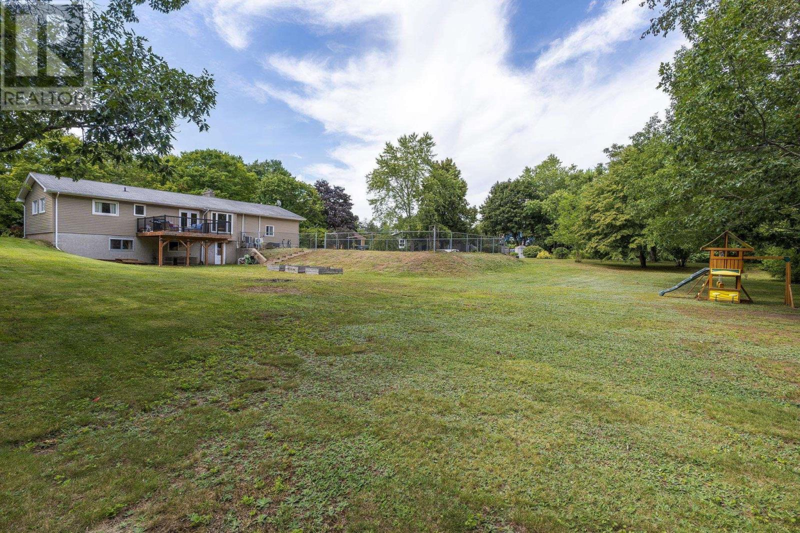 62 Cook Avenue - Image 46