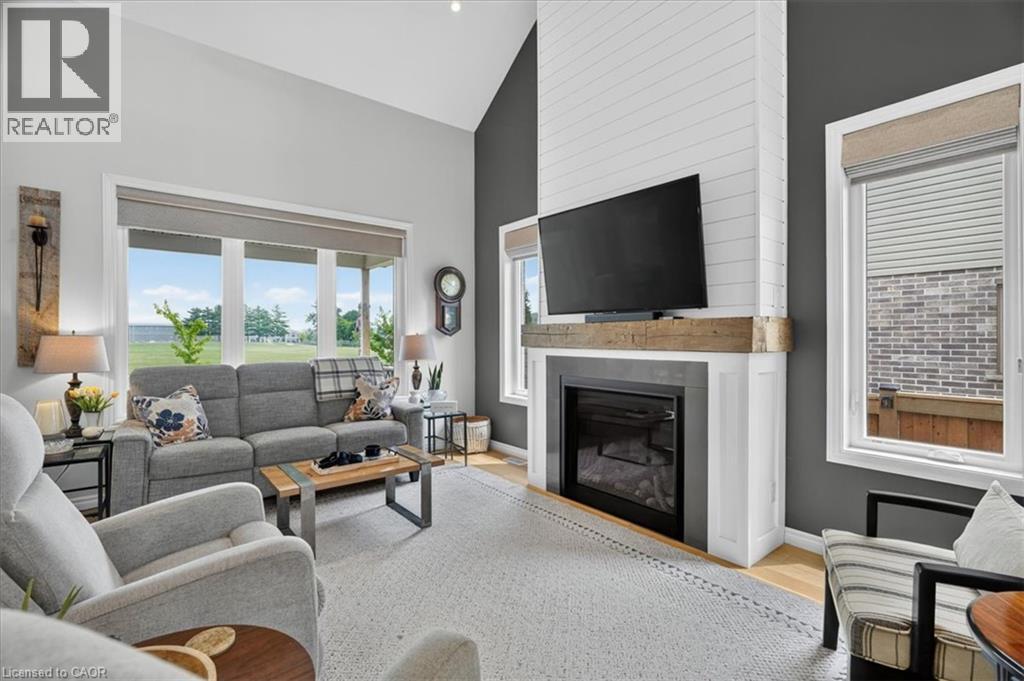 87 BOYD Boulevard - Image 22