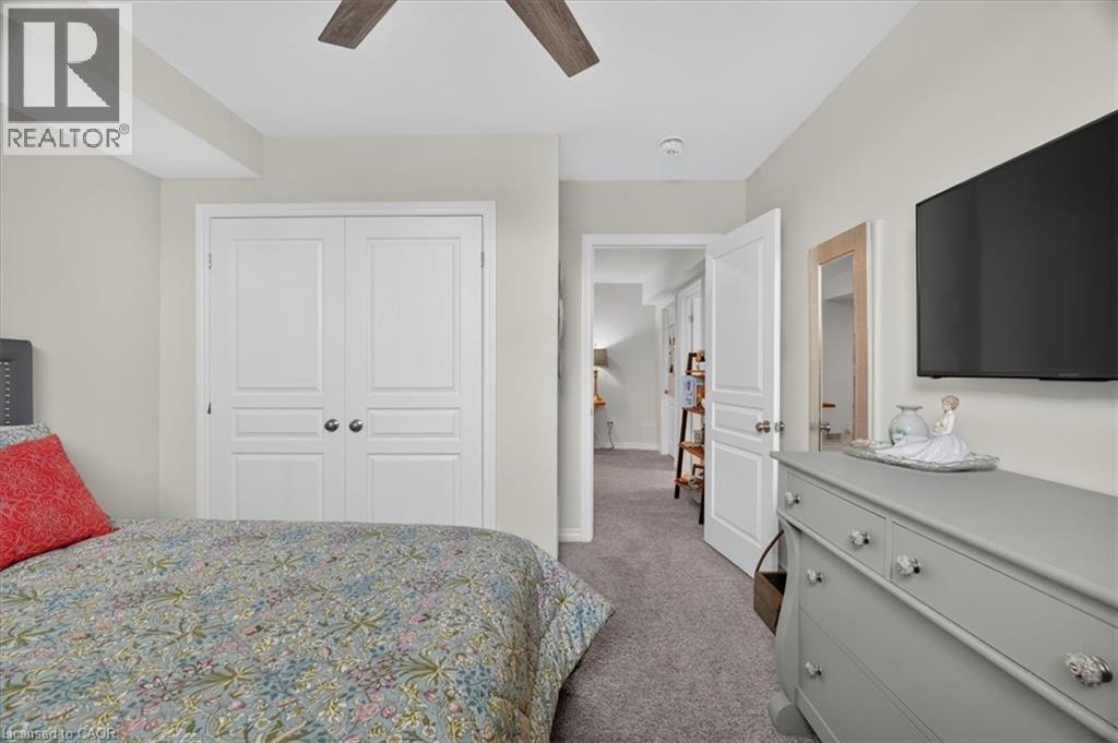 87 BOYD Boulevard - 44