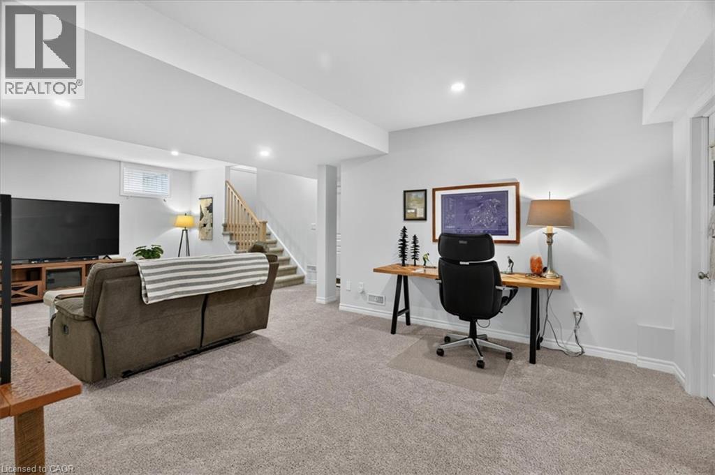 87 BOYD Boulevard - Image 45