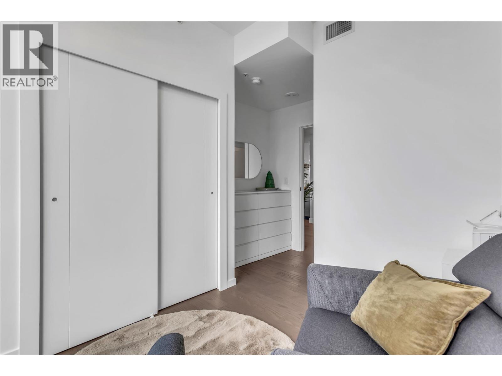 #2004 1181 Sunset Drive - Image 19