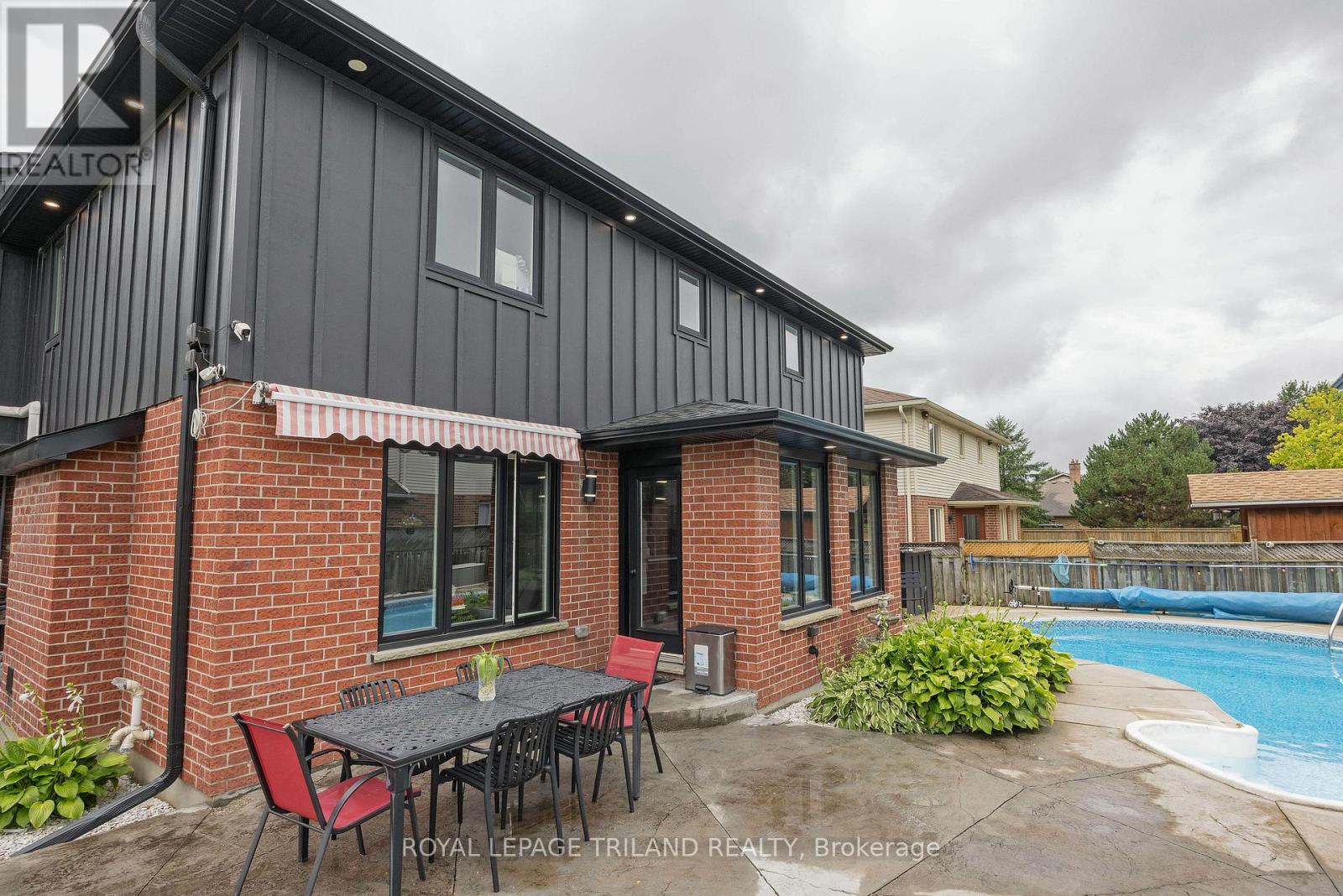 202 PINE VALLEY DRIVE - 34
