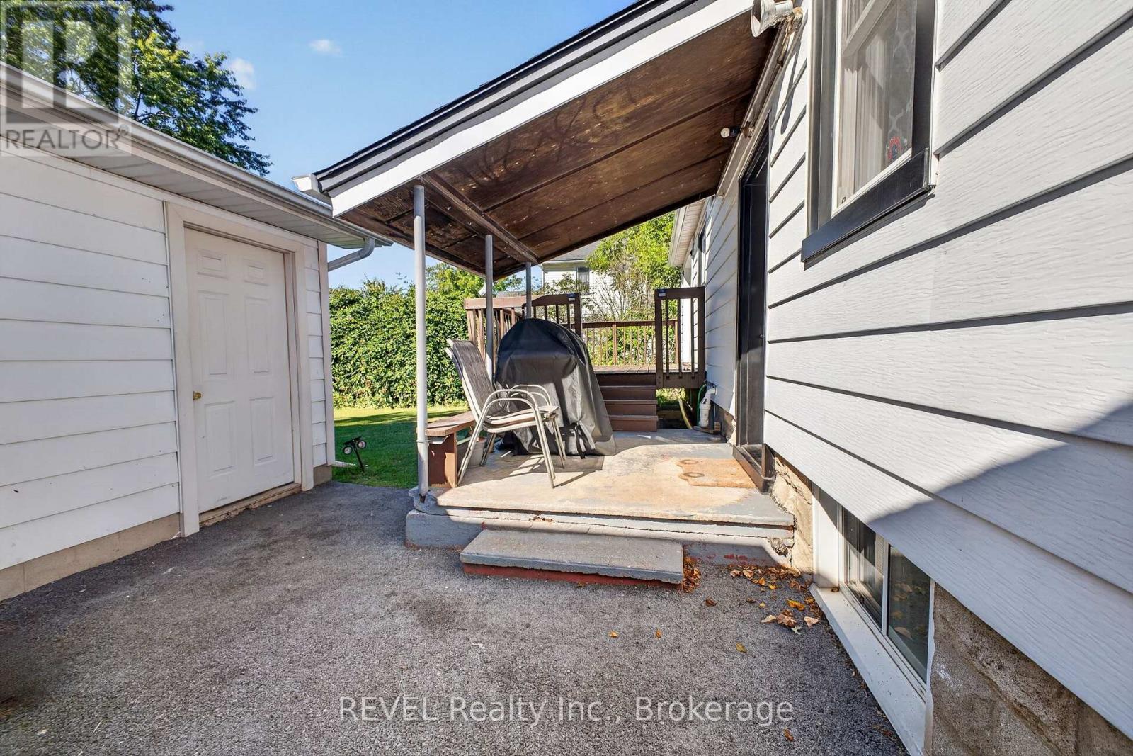 33 LEWIS STREET - Image 20