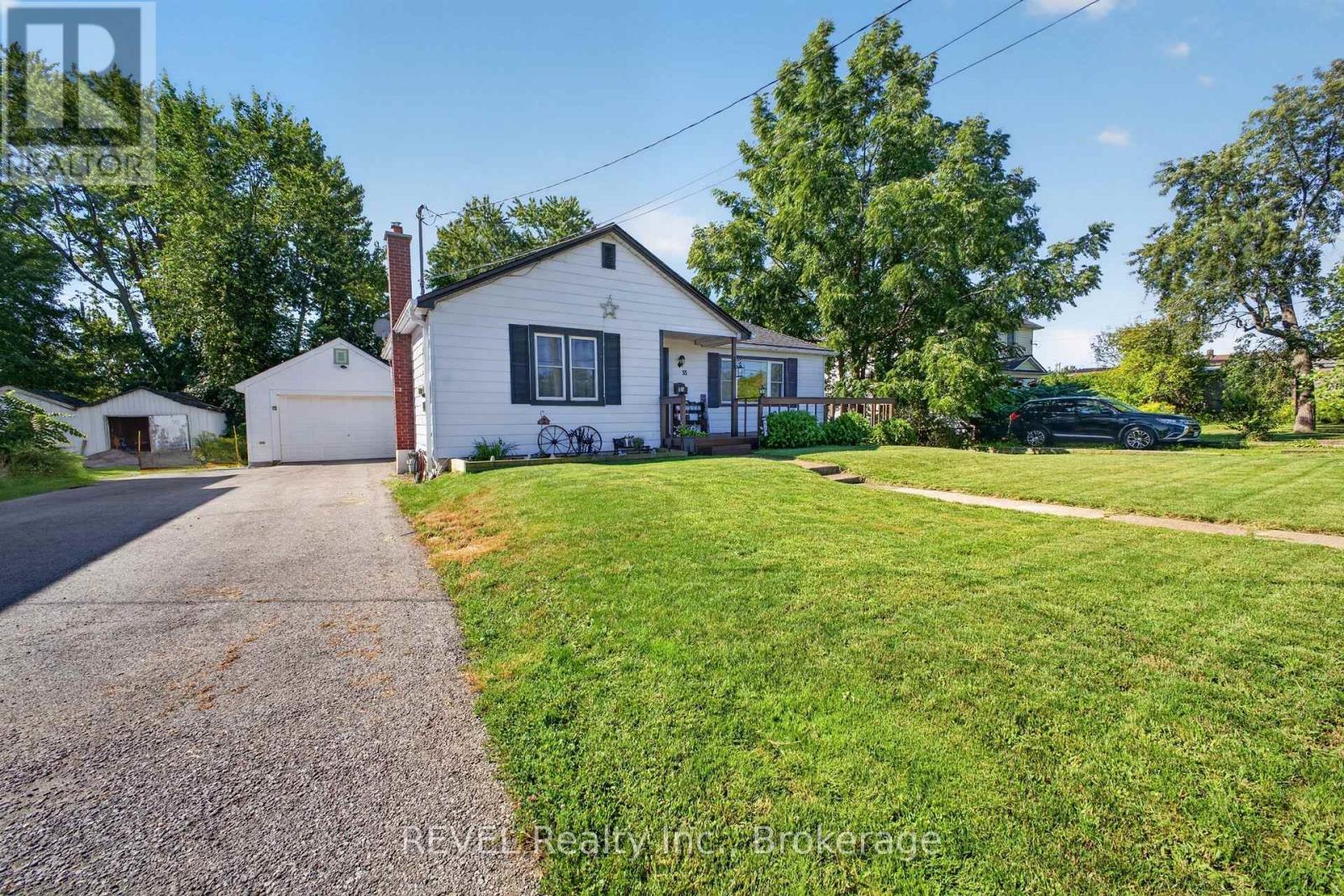 33 LEWIS STREET - 4