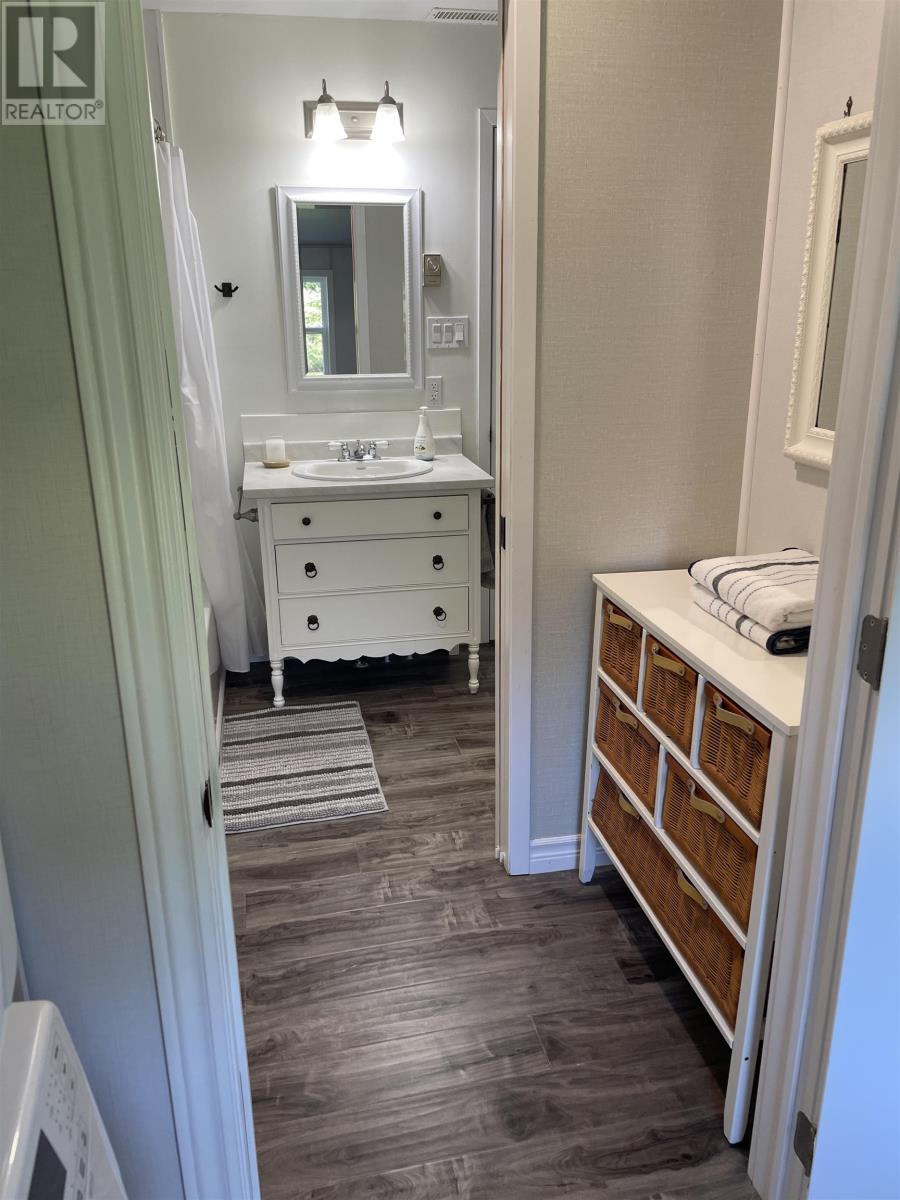 404 FORTUNE COVE Road - Image 22