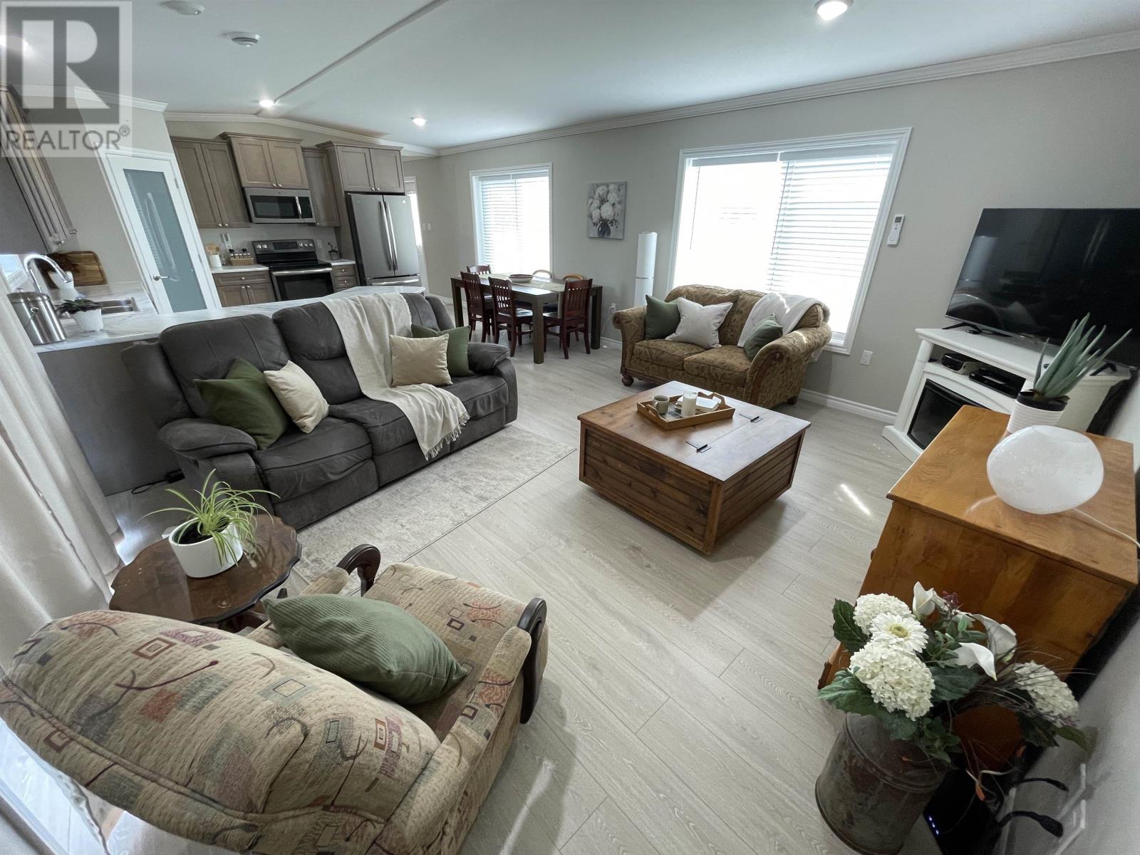 408 FORTUNE COVE Road - Image 11