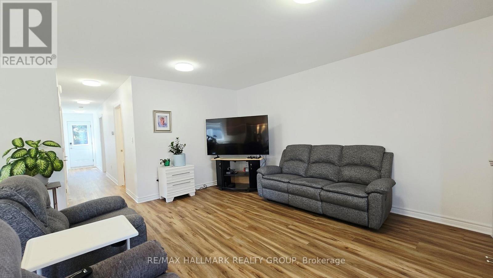 221 CASTLEFRANK ROAD - 3