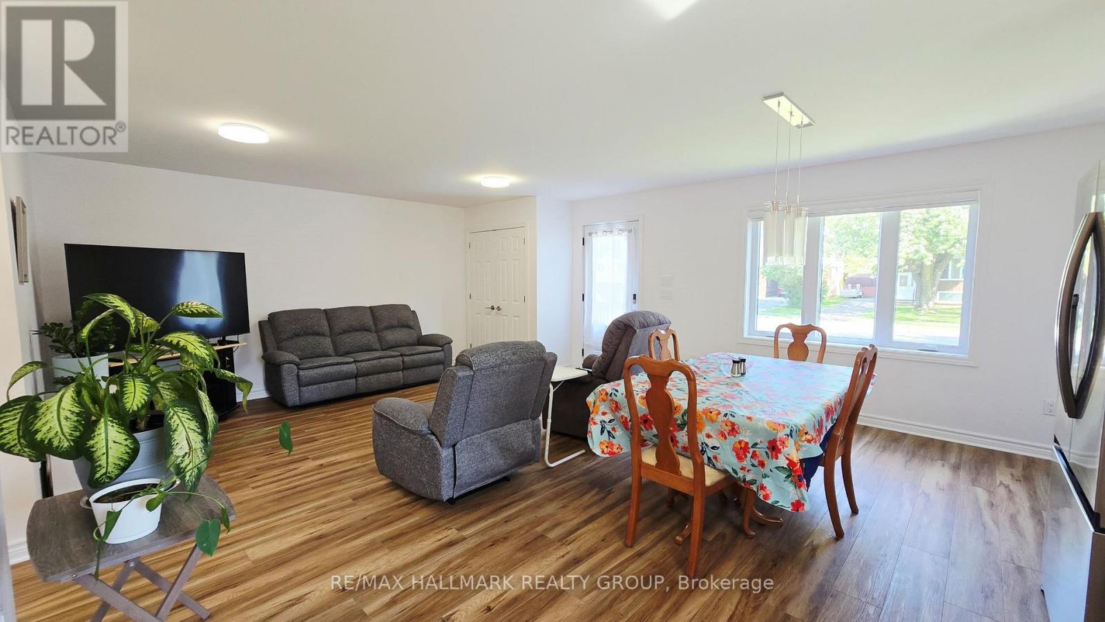 221 CASTLEFRANK ROAD - 4