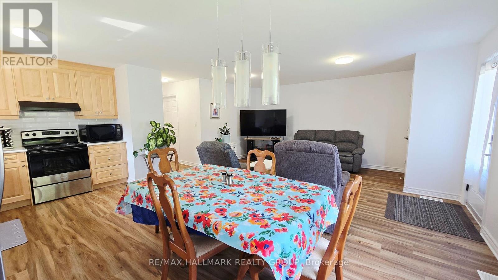 221 CASTLEFRANK ROAD - 6