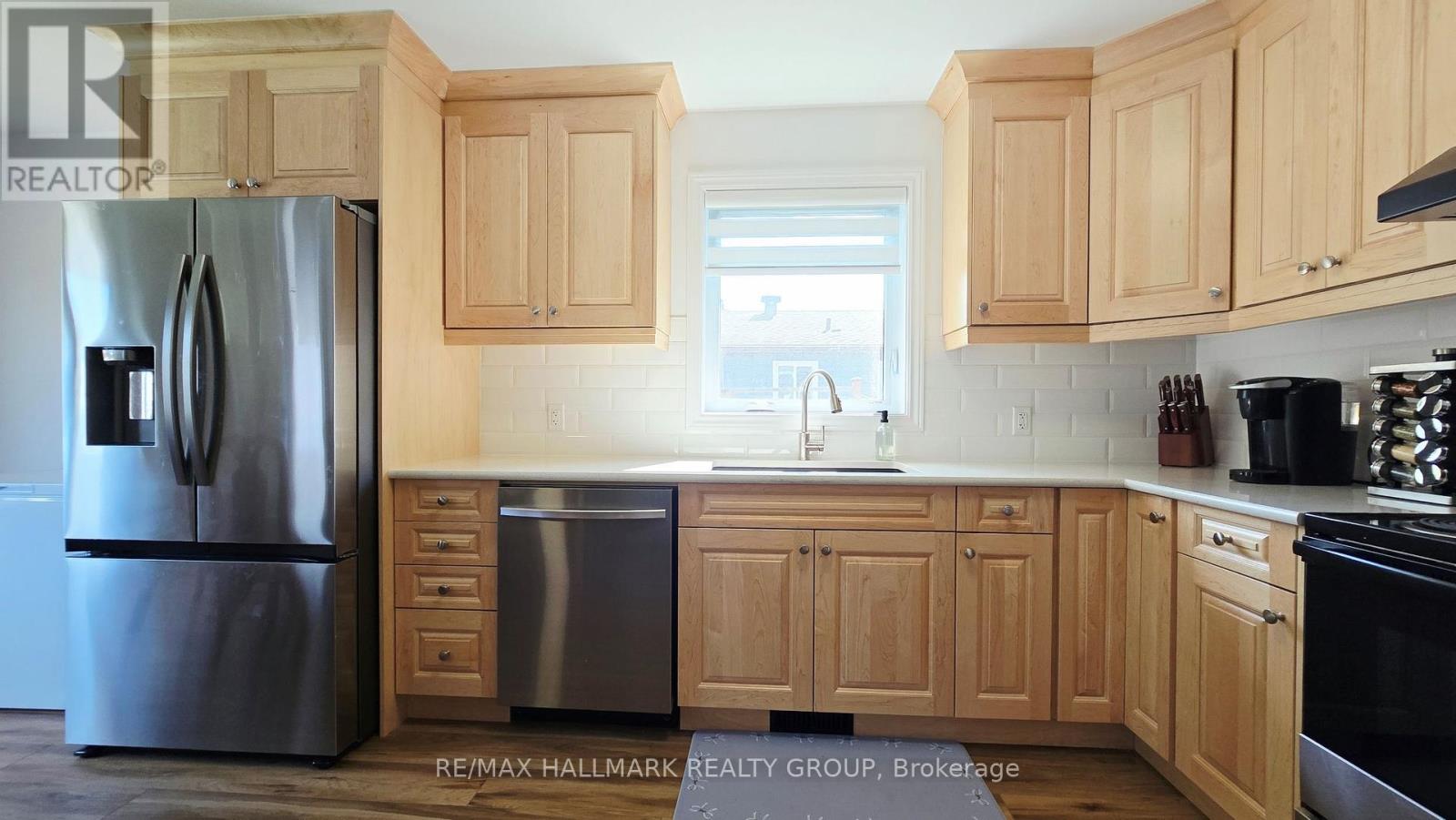 221 CASTLEFRANK ROAD - 8