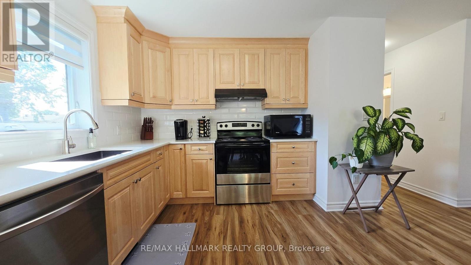 221 CASTLEFRANK ROAD - 9