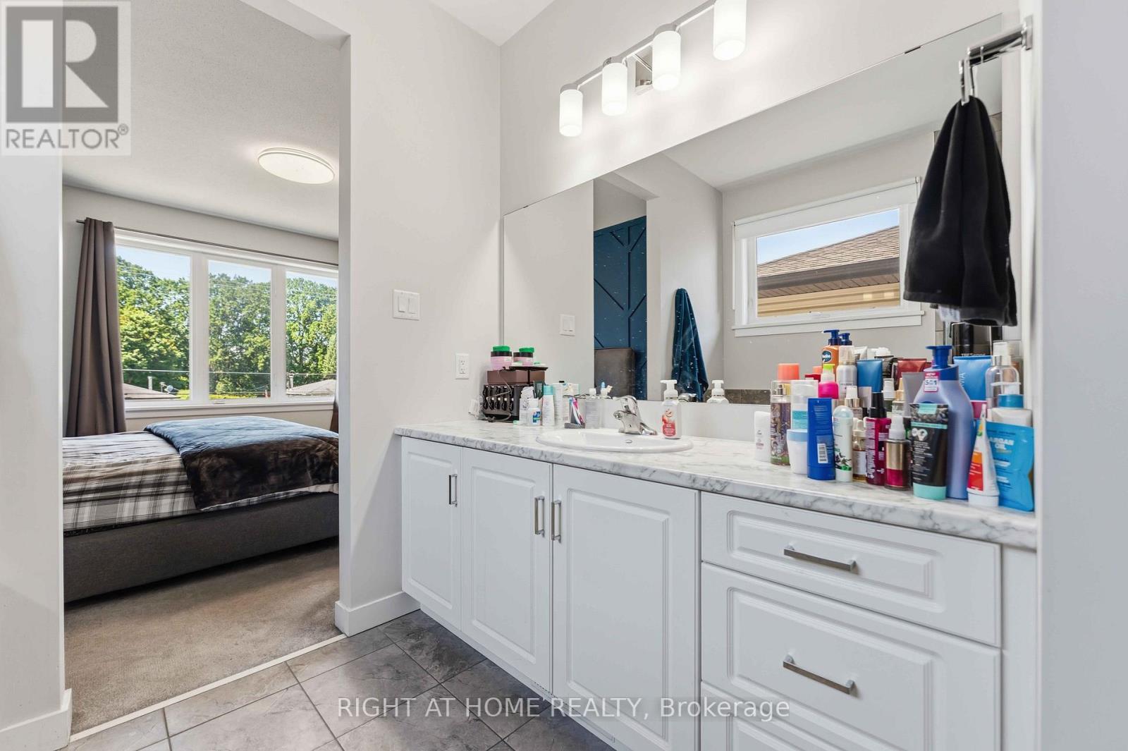 730 KIRKHAM CRESCENT - Image 28