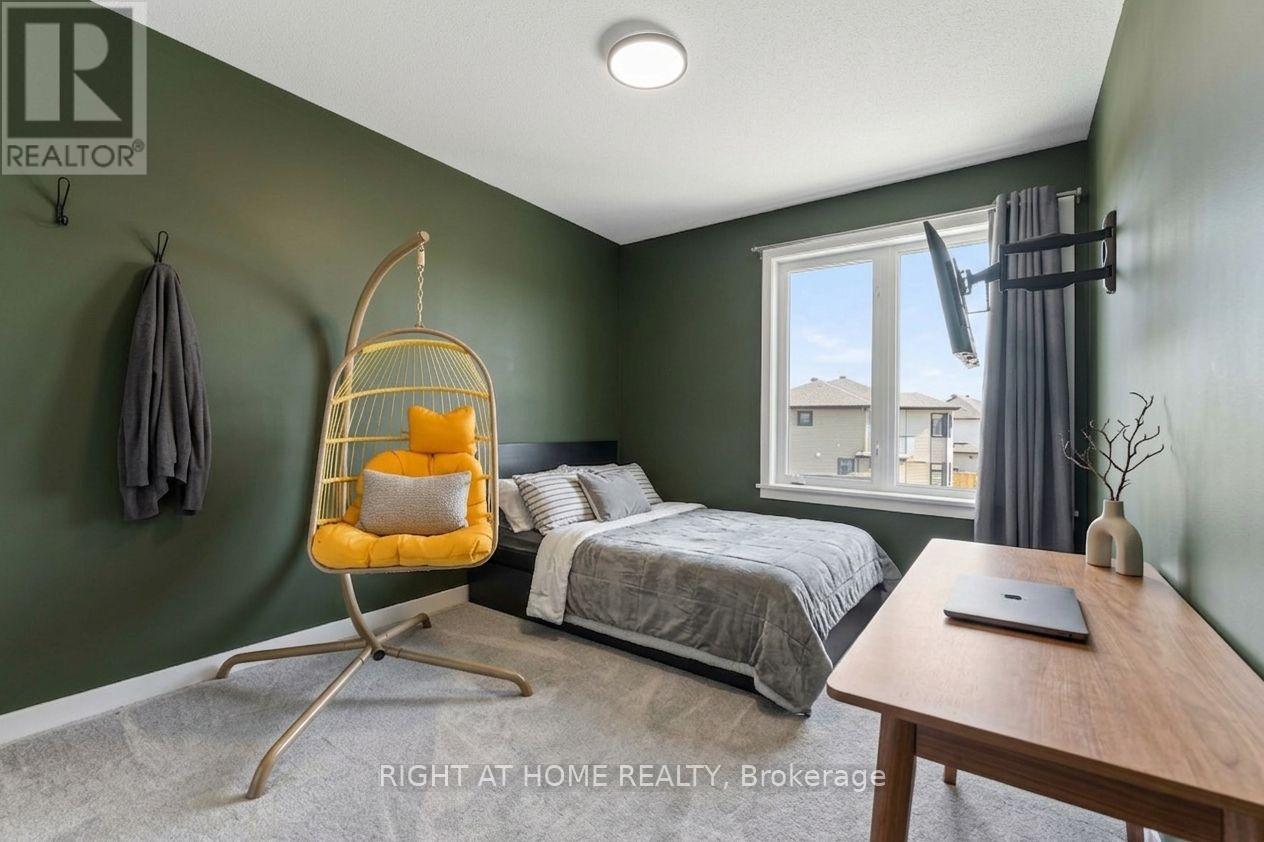 730 KIRKHAM CRESCENT - Image 34