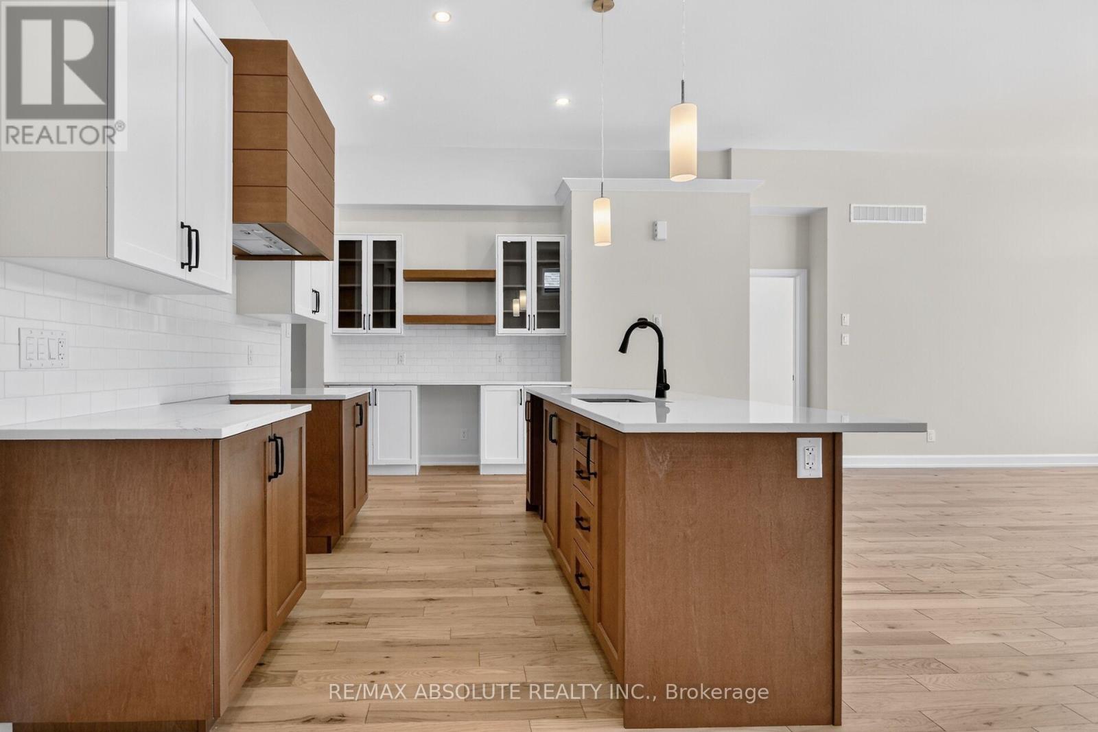 515 SWINLEY AVENUE - 12