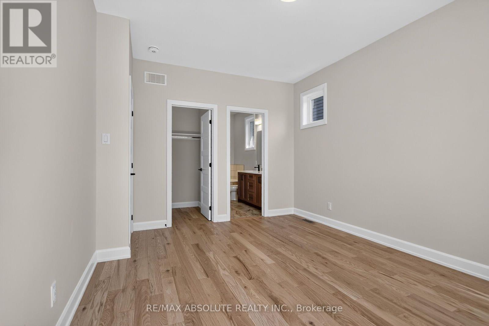 515 SWINLEY AVENUE - 23