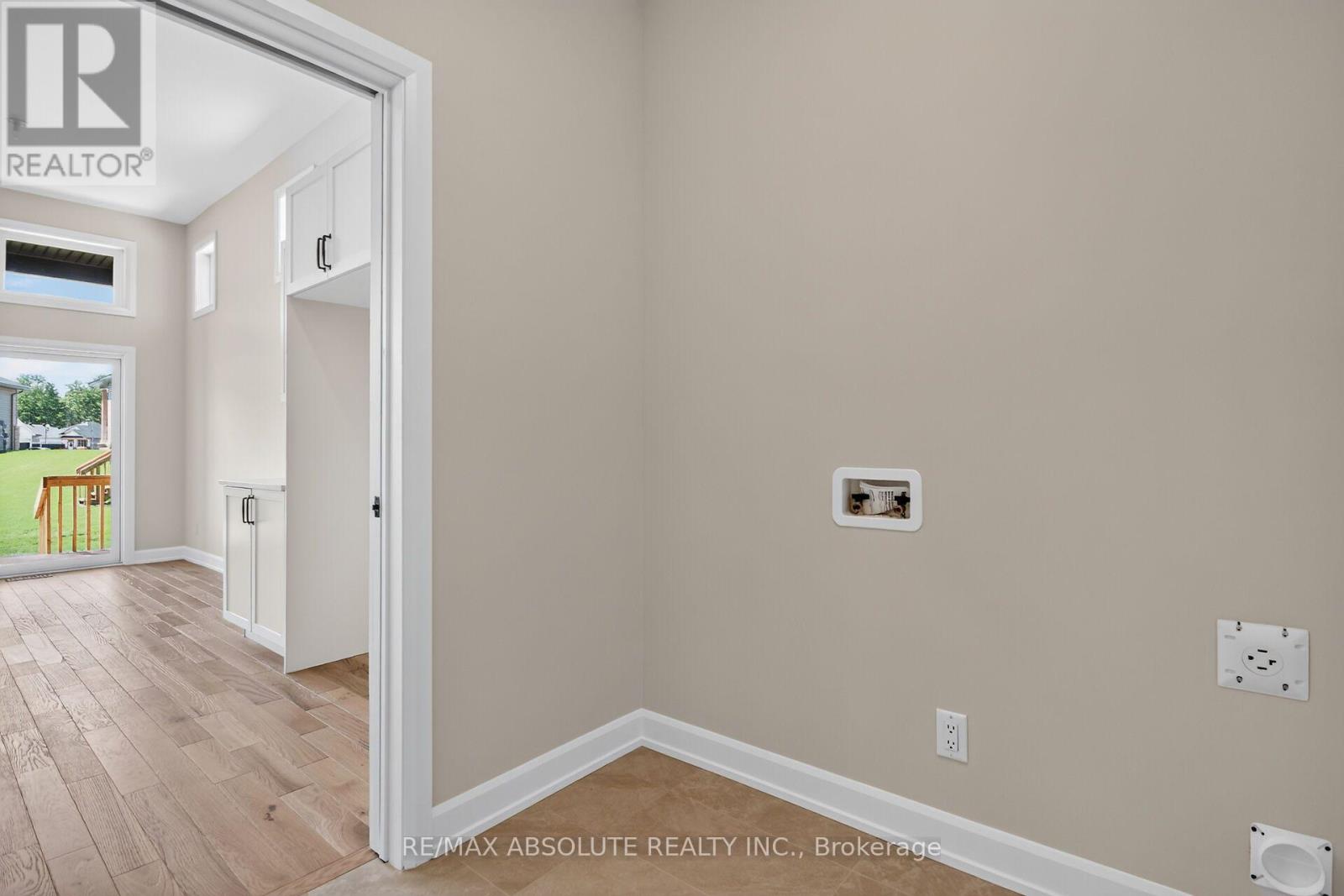 515 SWINLEY AVENUE - 32