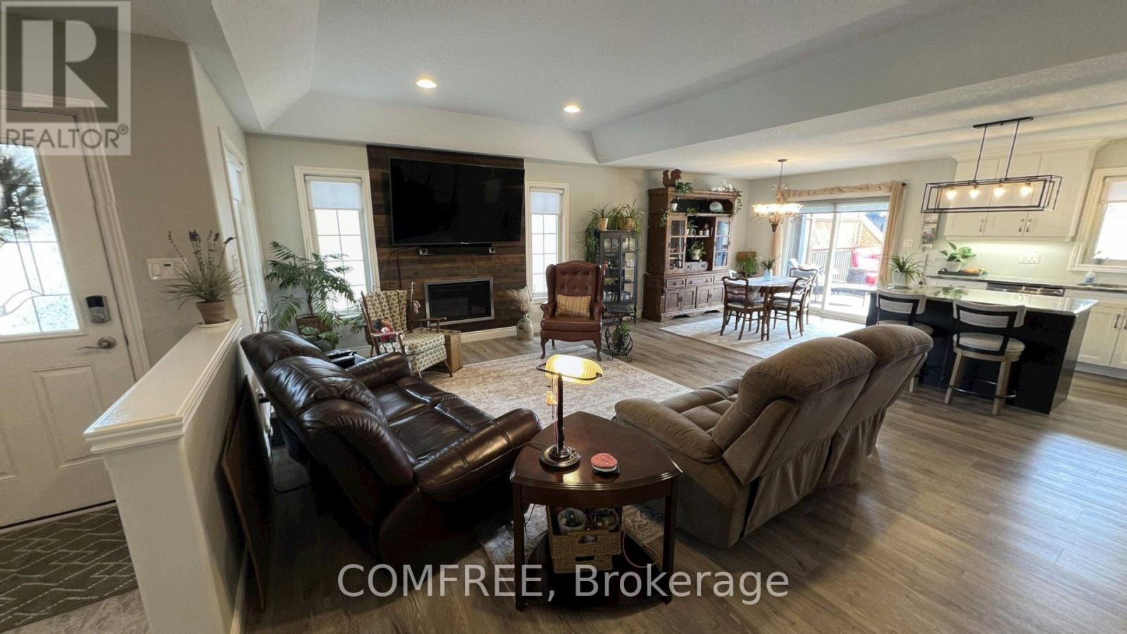 145 SPENCER AVENUE - Image 4