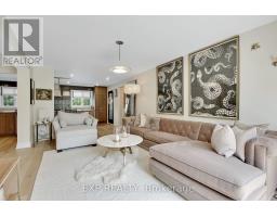 Living room - 895 Dresden Crescent, Ottawa, ON K2B5H8 Photo 9