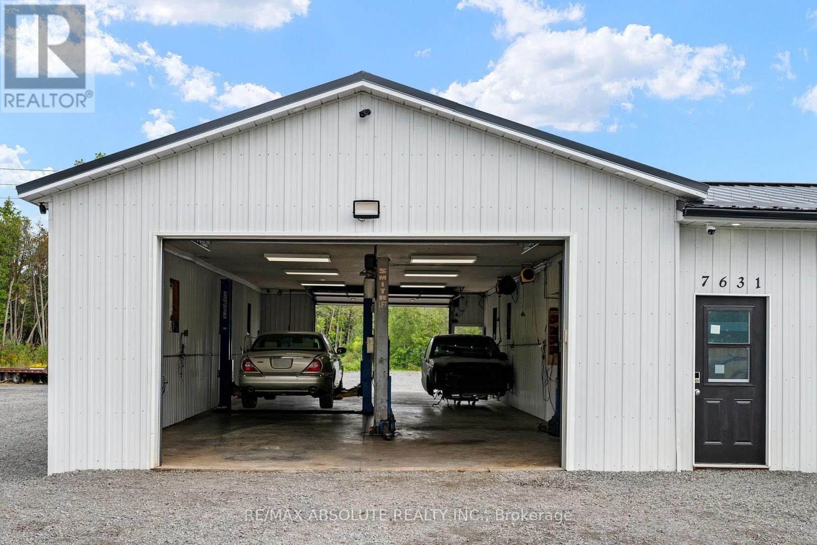 Industrial for Sale in Ottawa – 7631 STONE SCHOOL ROAD, Ottawa – MLS# X13727668 - Image 28