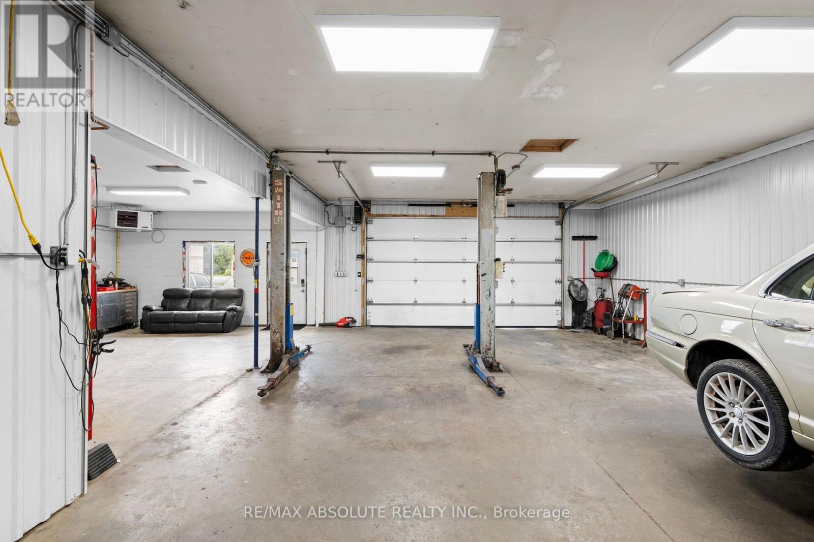 Industrial for Sale in Ottawa – 7631 STONE SCHOOL ROAD, Ottawa – MLS# X13727668 - Image 8