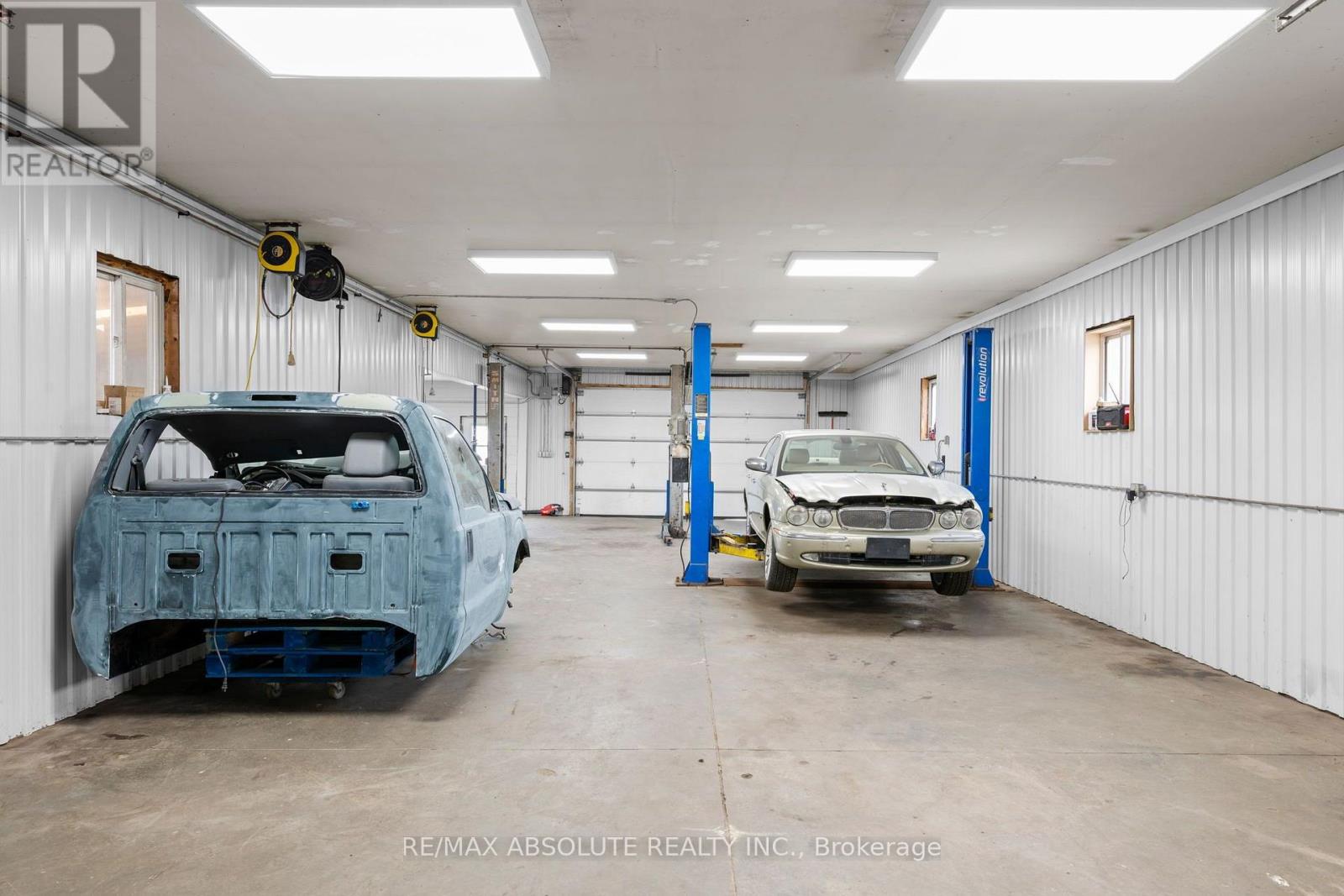 Industrial for Sale in Ottawa – 7631 STONE SCHOOL ROAD, Ottawa – MLS# X13727668 - Image 9