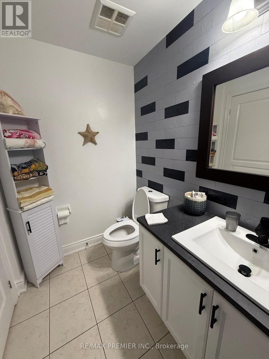 #102 9901 KEELE STREET - Image 18