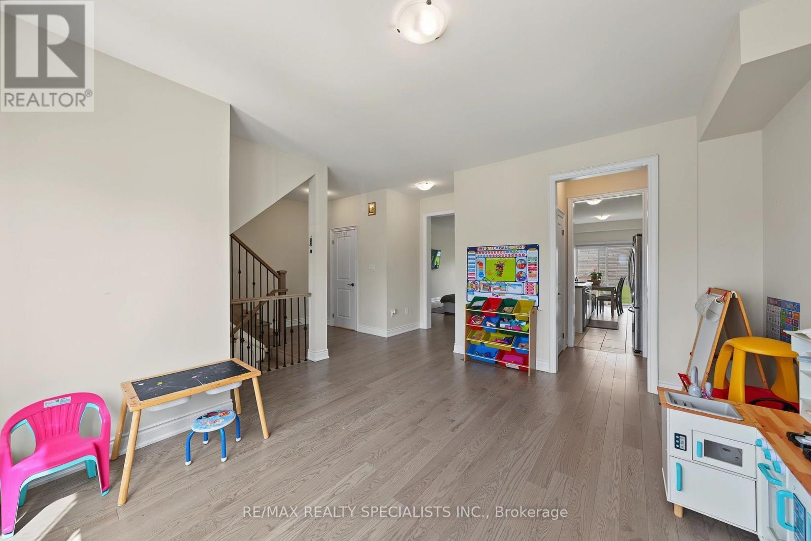 50 JANES CRESCENT - Image 11