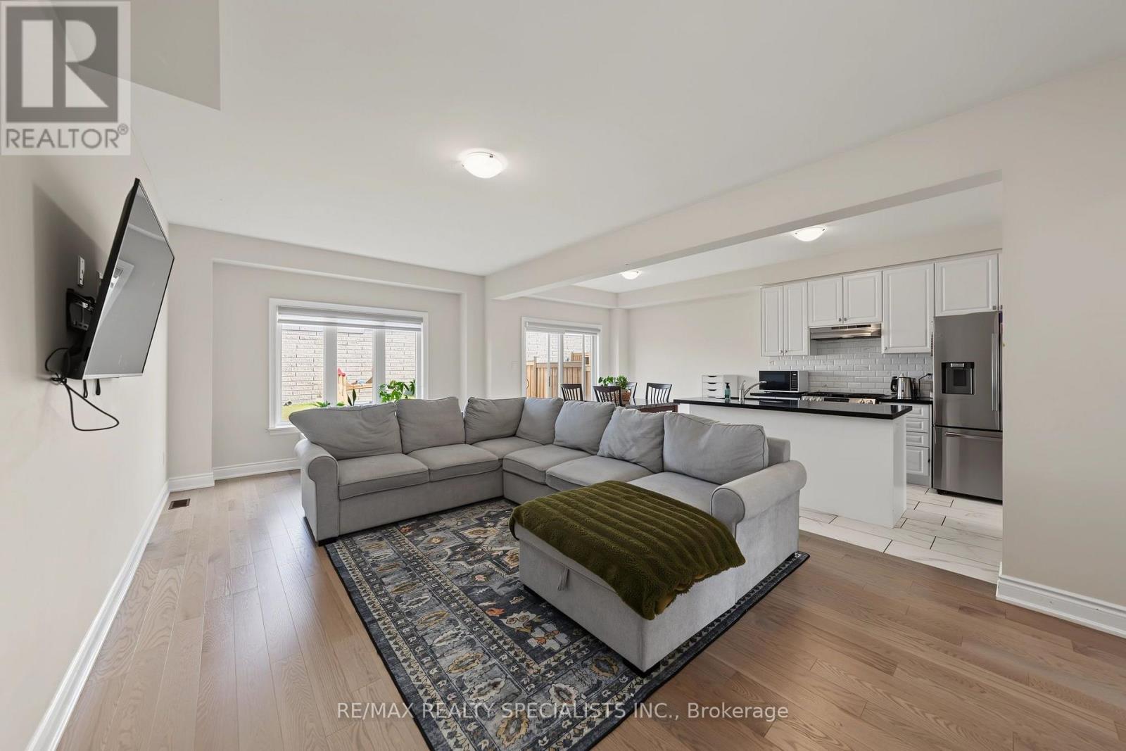 50 JANES CRESCENT - Image 12