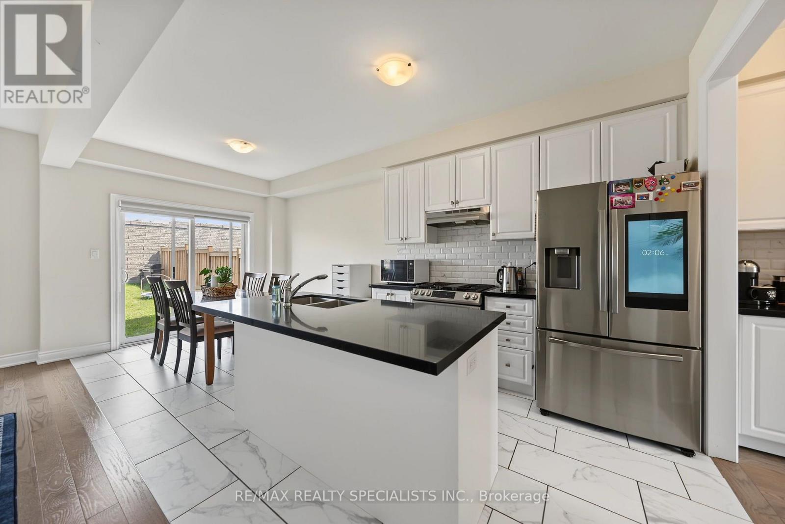 50 JANES CRESCENT - Image 14