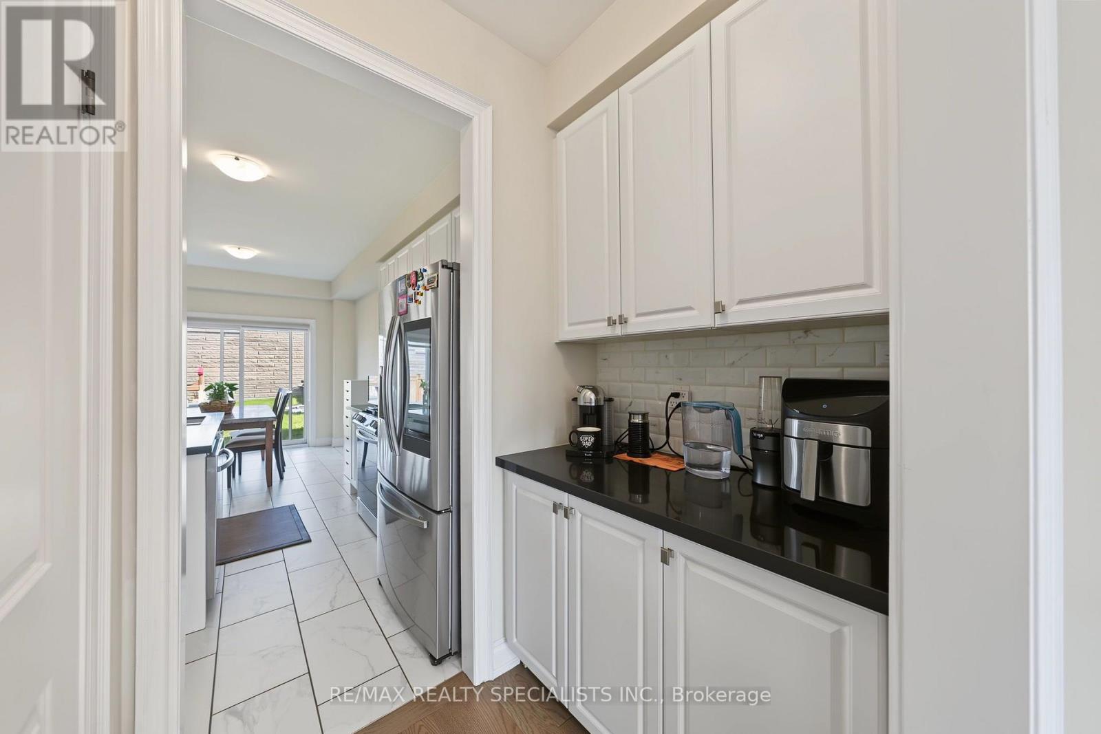 50 JANES CRESCENT - Image 19