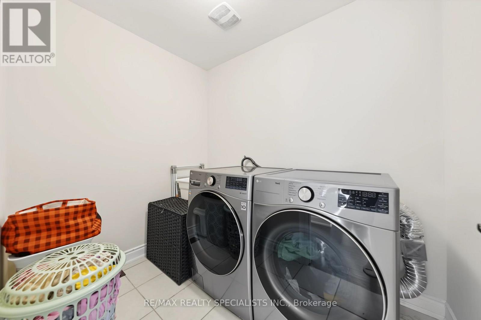 50 JANES CRESCENT - Image 31
