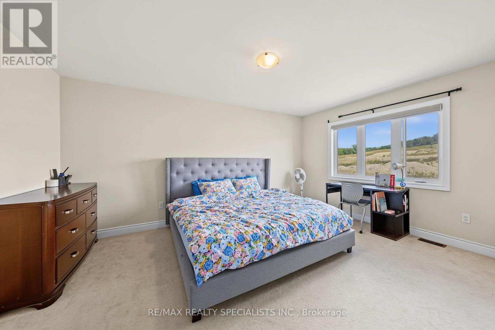 50 JANES CRESCENT - Image 35