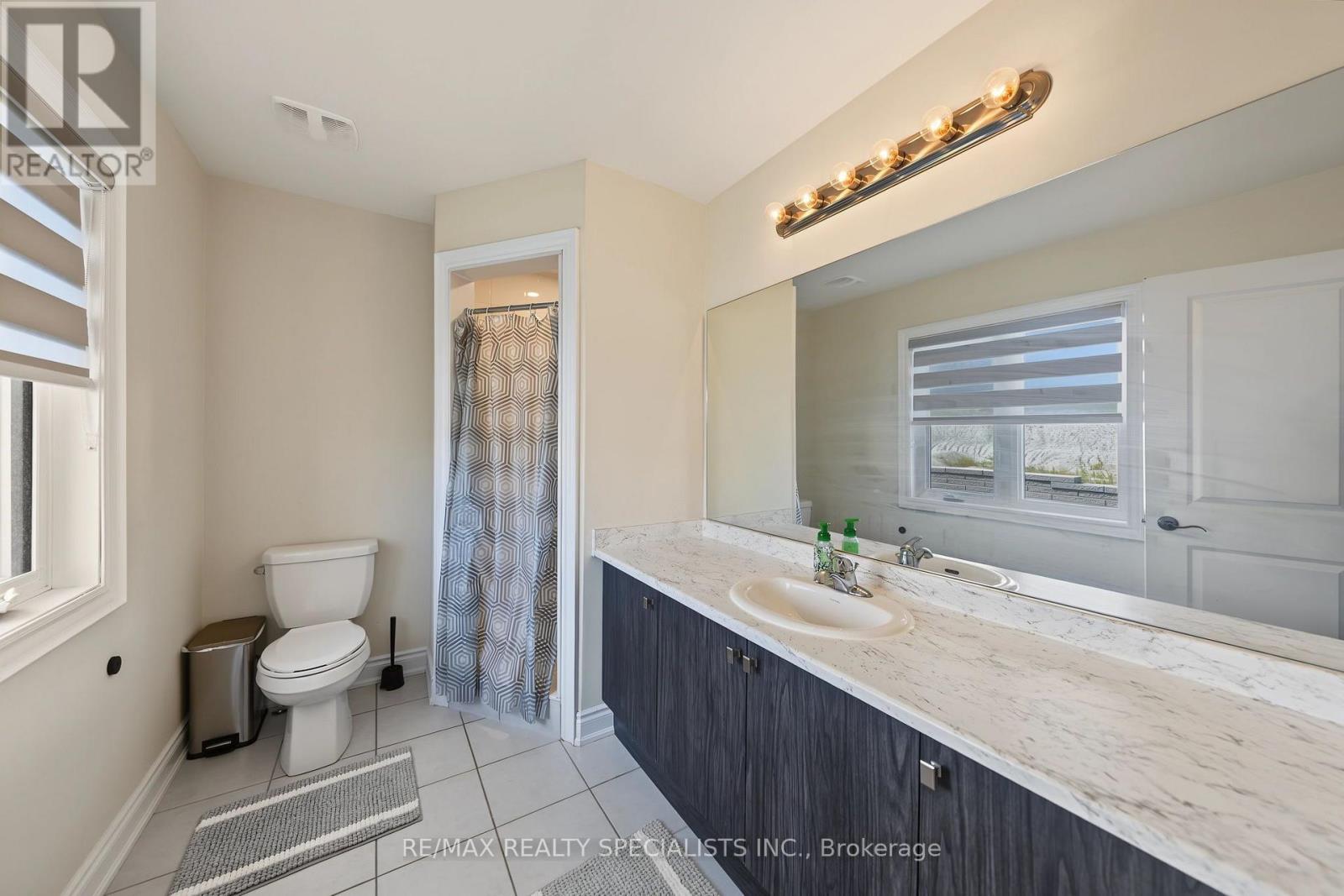 50 JANES CRESCENT - Image 38