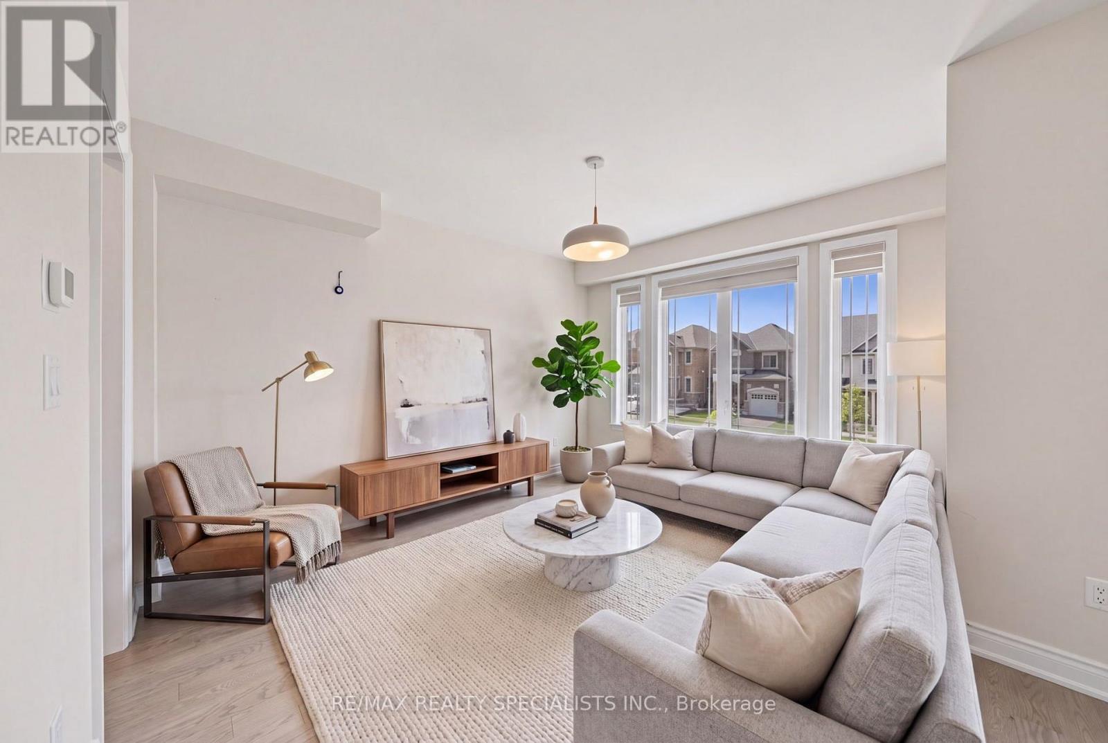 50 JANES CRESCENT - Image 6