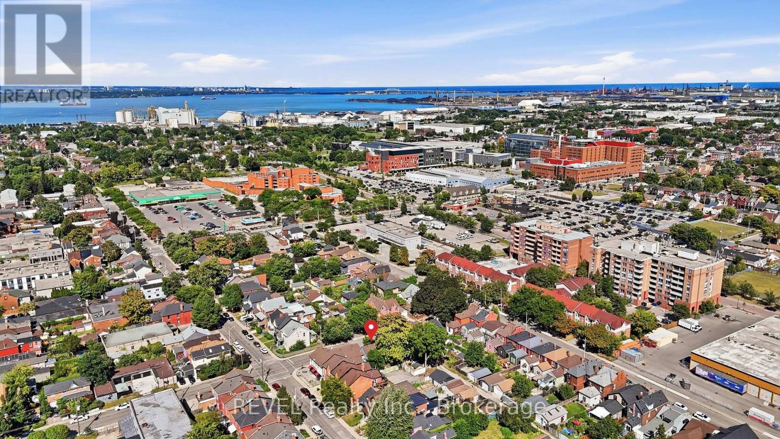 128 ROBERT STREET - 34
